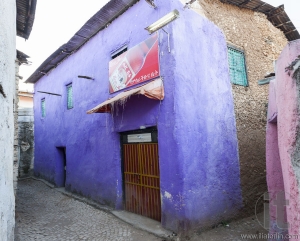 Shop in narrow alleyways of ancient city of Jugol early in the morning. Harar. Ethiopia.