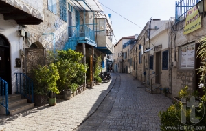 Narrow city street. Tzfat (Safed). Israel.