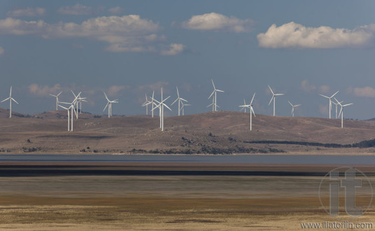 Capital wind farm. View from Federal highway lookout. Bungendore. NSW. Australia.