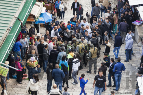 Israeli soldiers apprehend terrorist. Jerusalem. Israel.