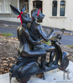 Art work title:'It Takes Two' by Gillie and Marc Schattner, Paddington. Australia.