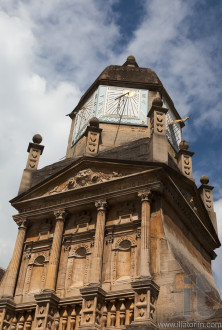 Sundial and carved stone. Cambridge. UK.