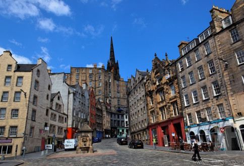 Historic buildings on Victoria St. Edinburgh. Scotland. UK.