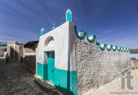 Narrow alleyway of ancient city of Jugol in the morning. Harar.