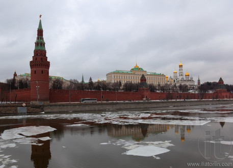 Winter view to Kremlin and Moscow river. Moscow. Russia.