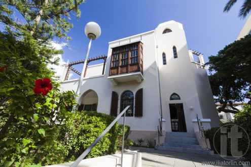 Facade and entrance in Bet Bialik House museum. Tel Aviv, Israel